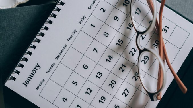 Mehr Arbeitstage 2026: Durchschnitt steigt auf 250,5 wegen Feiertagen am Wochenende Mehr Arbeitstage 2026: Durchschnitt steigt auf 250,5 wegen Feiertagen am Wochenende