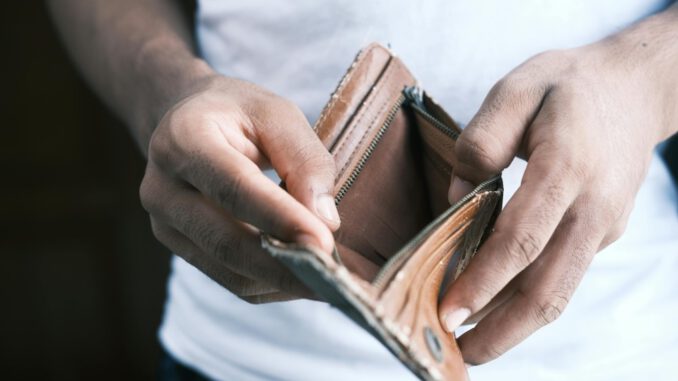 Öffentlicher Haushalt 2025: Finanzierungslücke steigt auf 127,3 Milliarden Euro